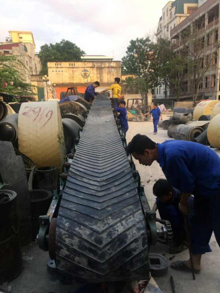 khung-he-thong-bang-tai-9-